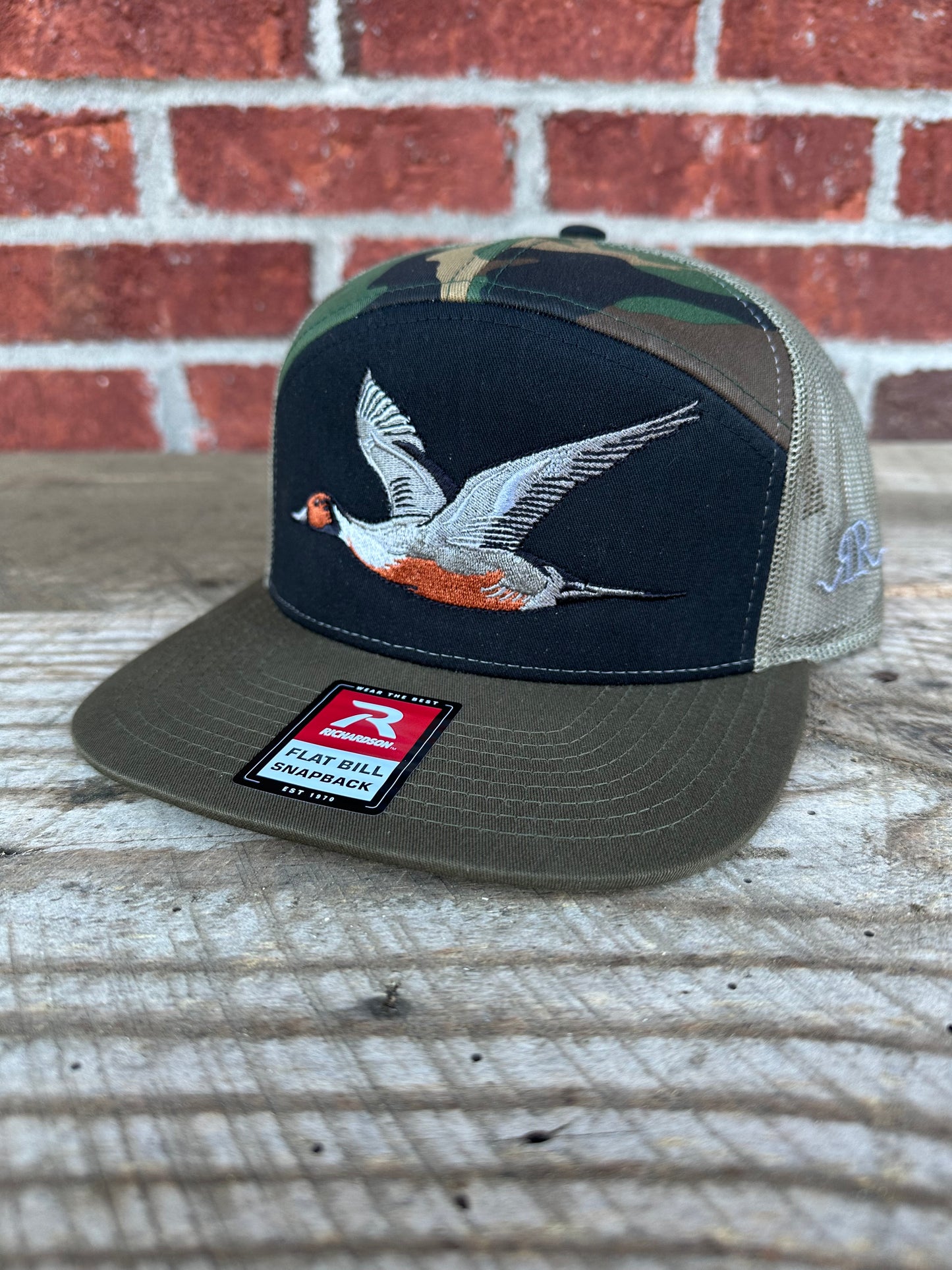Limited 7 panel pintail camo hat